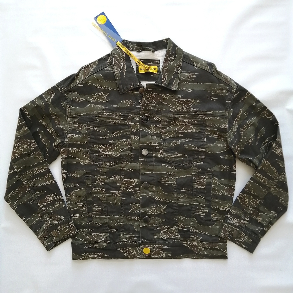 🐯 Tiger Camo Trucker Jacket Small NWT